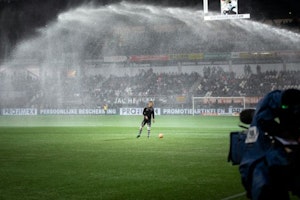 Betting blir vanligare bland unga – varannan kille på gymnasiet spelar om pengar