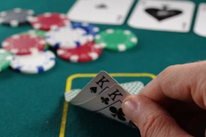 Året största pokerturnering WSOP slår rekord i spelarantal